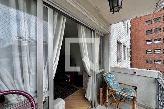 Sacada de apartamento à venda com 3 quartos, 105m² em Santo Amaro, São Paulo