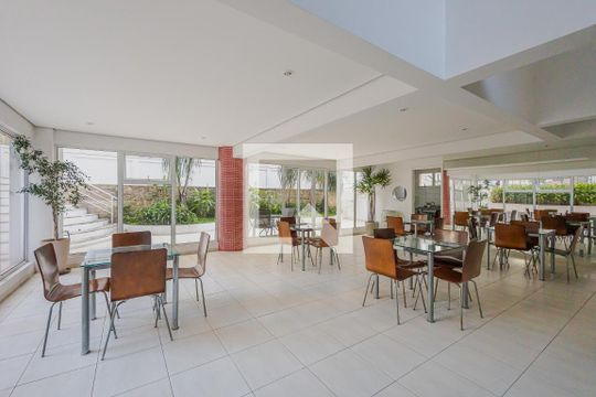 Área comum de apartamento para alugar com 2 quartos, 74m² em Pinheiros, São Paulo