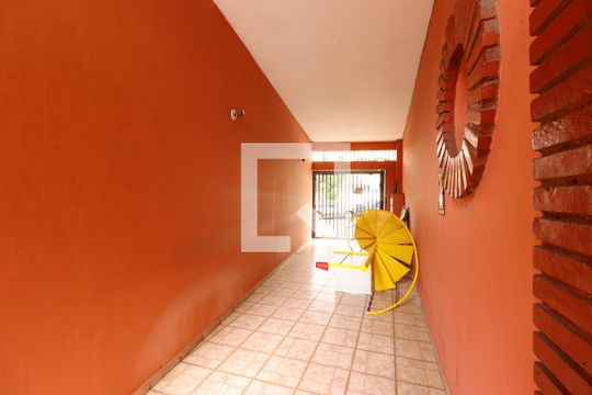 Garagem de casa para alugar com 3 quartos, 180m² em Jardim Ana Maria, Santo André