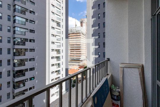 Varanda de kitnet/studio à venda com 1 quarto, 22m² em Jardim das Acacias, São Paulo