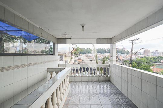 Quintal de casa à venda com 2 quartos, 89m² em Jardim Petroni, São Bernardo do Campo
