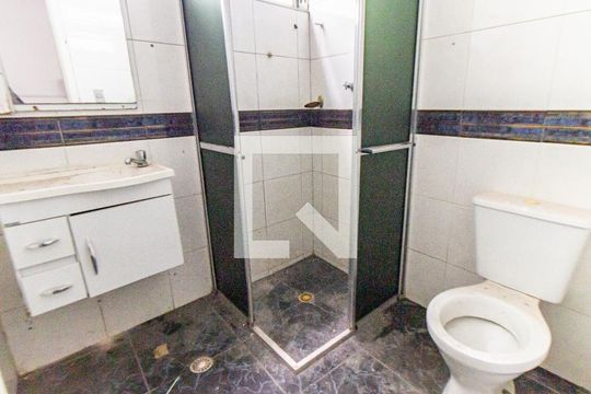 Banheiro de apartamento à venda com 1 quarto, 25m² em Pari, São Paulo