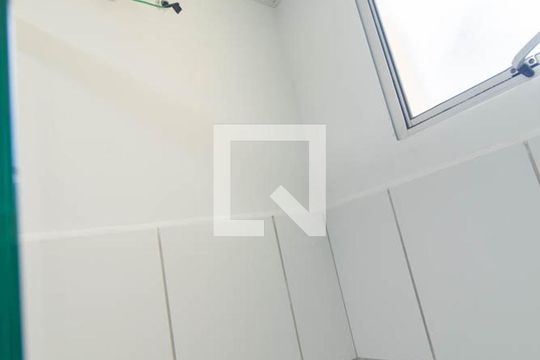 Banheiro Social de apartamento para alugar com 2 quartos, 50m² em Campo Comprido, Curitiba