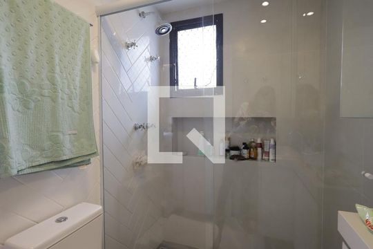 Banheiro da Suíte de apartamento para alugar com 1 quarto, 60m² em Vila Andrade, São Paulo