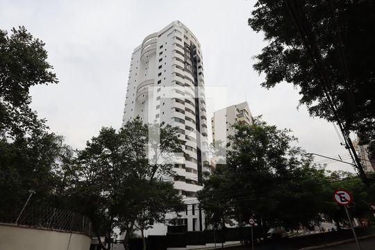 Fachada de apartamento para alugar com 1 quarto, 60m² em Vila Andrade, São Paulo