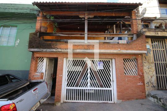 Fachada de casa à venda com 4 quartos, 128m² em Jaguaribe, Osasco