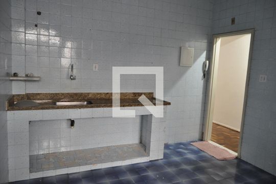 Cozinha de apartamento à venda com 2 quartos, 68m² em Méier, Rio de Janeiro