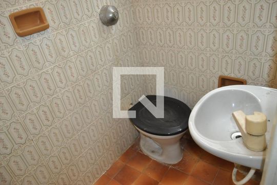 Banheiro de Serviço de apartamento à venda com 2 quartos, 68m² em Méier, Rio de Janeiro