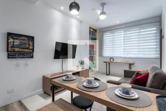 Sala de apartamento para alugar com 1 quarto, 36m² em Copacabana, Rio de Janeiro