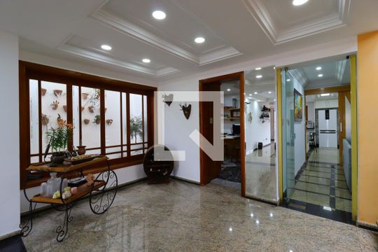 Sala de casa à venda com 3 quartos, 420m² em Vila Metalúrgica, Santo André