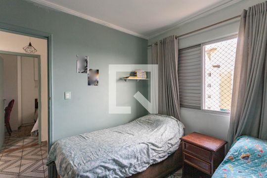 Quarto 1 de apartamento à venda com 2 quartos, 58m² em Cidade Ademar, Diadema