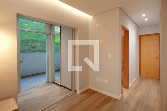 Suite de apartamento à venda com 2 quartos, 87m² em Buritis, Belo Horizonte