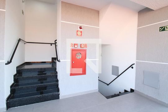 Área comum de apartamento para alugar com 2 quartos, 35m² em Vila Nelson, São Paulo