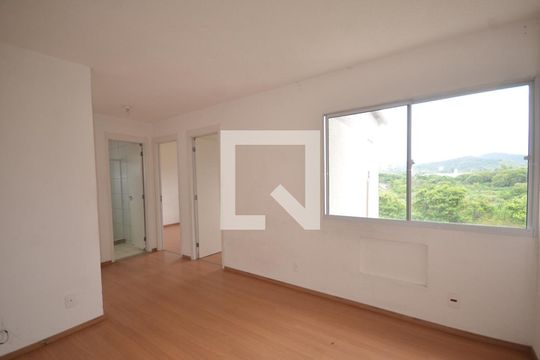 Sala de apartamento para alugar com 2 quartos, 51m² em Campo Grande, Rio de Janeiro