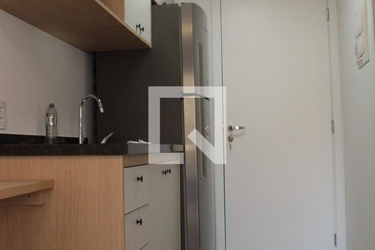 Cozinha de kitnet/studio à venda com 1 quarto, 26m² em República, São Paulo