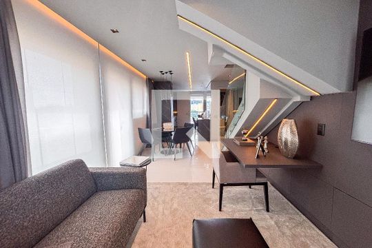 Sala  de apartamento à venda com 1 quarto, 94m² em Pinheiros, São Paulo