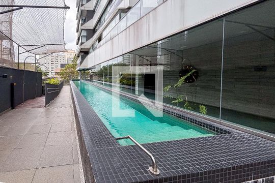 Área comum - Piscina de apartamento à venda com 1 quarto, 94m² em Pinheiros, São Paulo