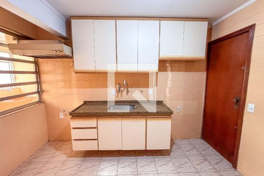 Cozinha de apartamento para alugar com 3 quartos, 110m² em Perdizes, São Paulo