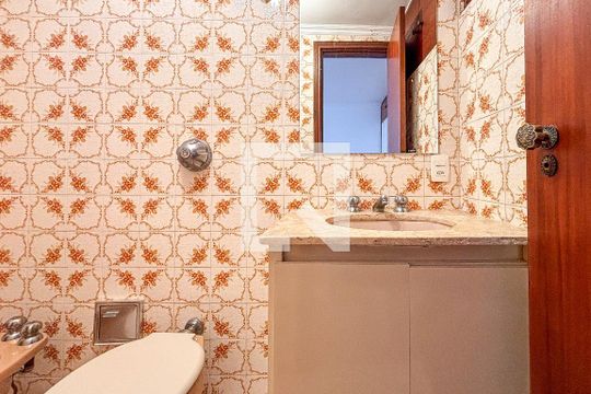 Banheiro da Suíte de apartamento para alugar com 3 quartos, 110m² em Perdizes, São Paulo