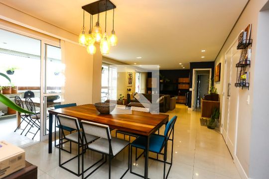 Sala de apartamento para alugar com 3 quartos, 163m² em Vila Andrade, São Paulo