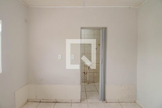 Suíte 1 de casa à venda com 2 quartos, 330m² em Sarandi, Porto Alegre