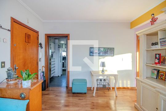 Sala de Estar de apartamento à venda com 3 quartos, 97m² em Rio Branco, Porto Alegre