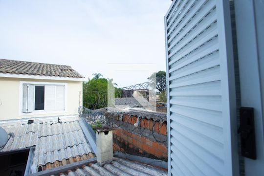 Vista do Quarto 2 de casa de condomínio para alugar com 2 quartos, 80m² em Rio Branco, Canoas