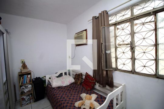 Quarto 1 de casa à venda com 3 quartos, 62m² em Irajá, Rio de Janeiro