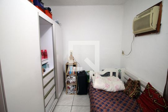Quarto 1 de casa à venda com 3 quartos, 62m² em Irajá, Rio de Janeiro