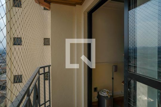 Varanda de apartamento para alugar com 2 quartos, 63m² em Santo Antônio, São Caetano do Sul