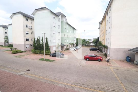 Sala vista de apartamento à venda com 2 quartos, 63m² em São Jorge, Novo Hamburgo