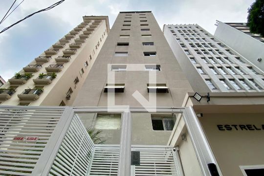 Fachada de apartamento à venda com 1 quarto, 81m² em Cerqueira César, São Paulo