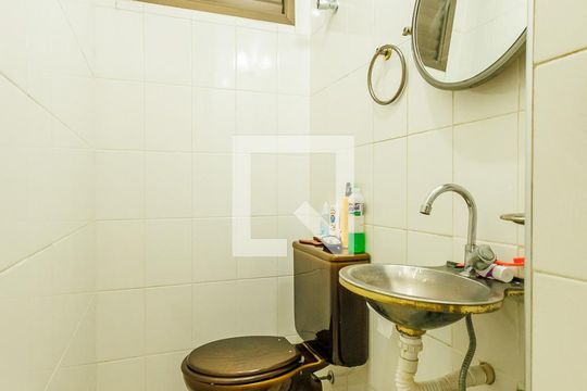 Lavabo de apartamento para alugar com 3 quartos, 170m² em Centro, Taubaté