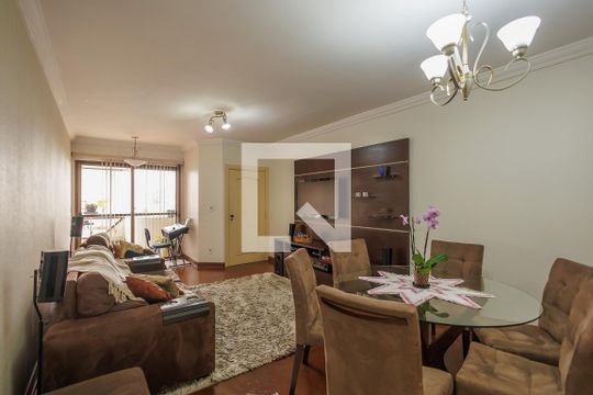 Apartamento para alugar com 3 quartos, 170m² em Centro, Taubaté