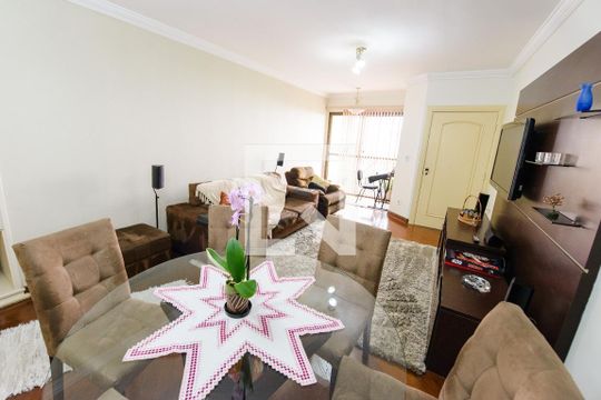 Sala de apartamento para alugar com 3 quartos, 170m² em Centro, Taubaté