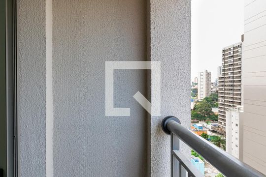 Sacada Sala de apartamento para alugar com 1 quarto, 29m² em Jardim Prudência, São Paulo