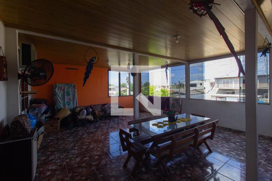 Casa 1 - Sala de casa à venda com 2 quartos, 200m² em Harmonia, Canoas