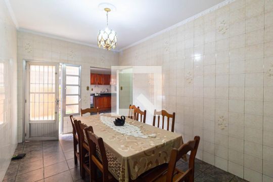Cozinha de casa para alugar com 2 quartos, 160m² em Cidade Antônio Estevão de Carvalho, São Paulo