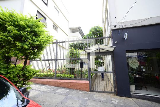 Fachada de apartamento à venda com 3 quartos, 100m² em Vila Mariana, São Paulo