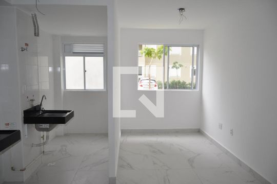Sala/Cozinha de apartamento para alugar com 2 quartos, 40m² em Del Castilho, Rio de Janeiro