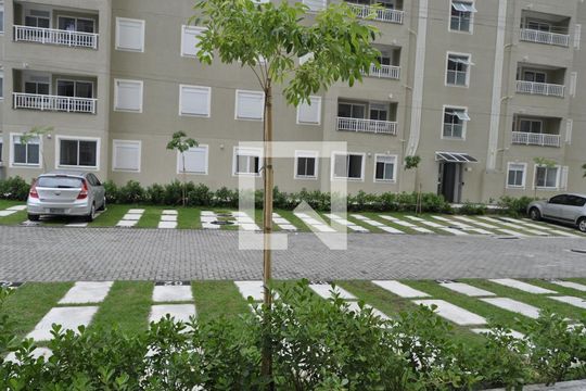 Vista de apartamento para alugar com 2 quartos, 40m² em Del Castilho, Rio de Janeiro