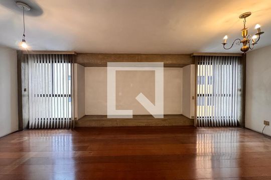 Sala de apartamento à venda com 3 quartos, 120m² em Jardim Bela Vista, Santo André