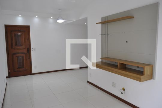 Sala de apartamento para alugar com 2 quartos, 70m² em Méier, Rio de Janeiro