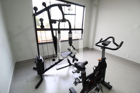Área comum - Academia de apartamento para alugar com 3 quartos, 110m² em Jardim Botânico, Uberlândia