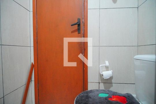 Banheiro de casa à venda com 2 quartos, 65m² em Canudos, Novo Hamburgo