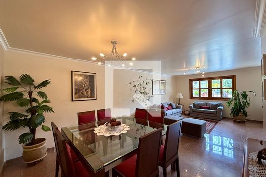 Sala de casa à venda com 4 quartos, 329m² em Campo Belo, São Paulo