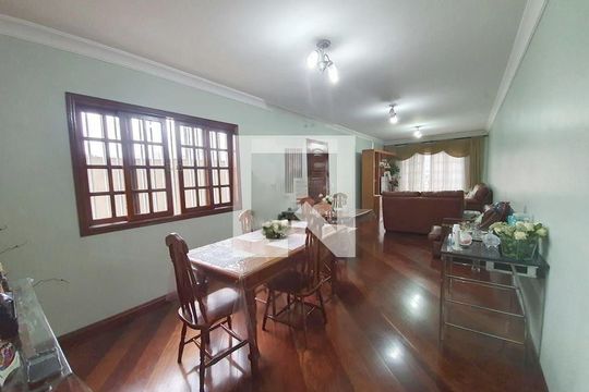 Casa à venda com 3 quartos, 190m² em Jardim Bonfiglioli, São Paulo