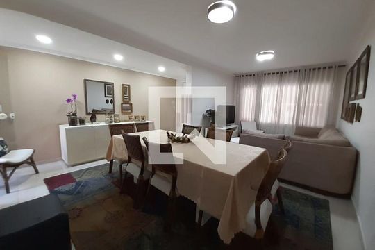 Casa à venda com 3 quartos, 120m² em Butantã, São Paulo