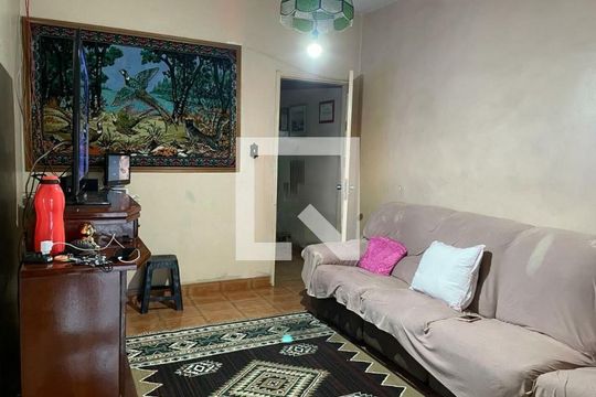 Casa à venda com 4 quartos, 220m² em Vila Sao Luis, São Paulo