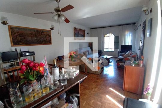 Casa à venda com 3 quartos, 177m² em Jaguaré, São Paulo